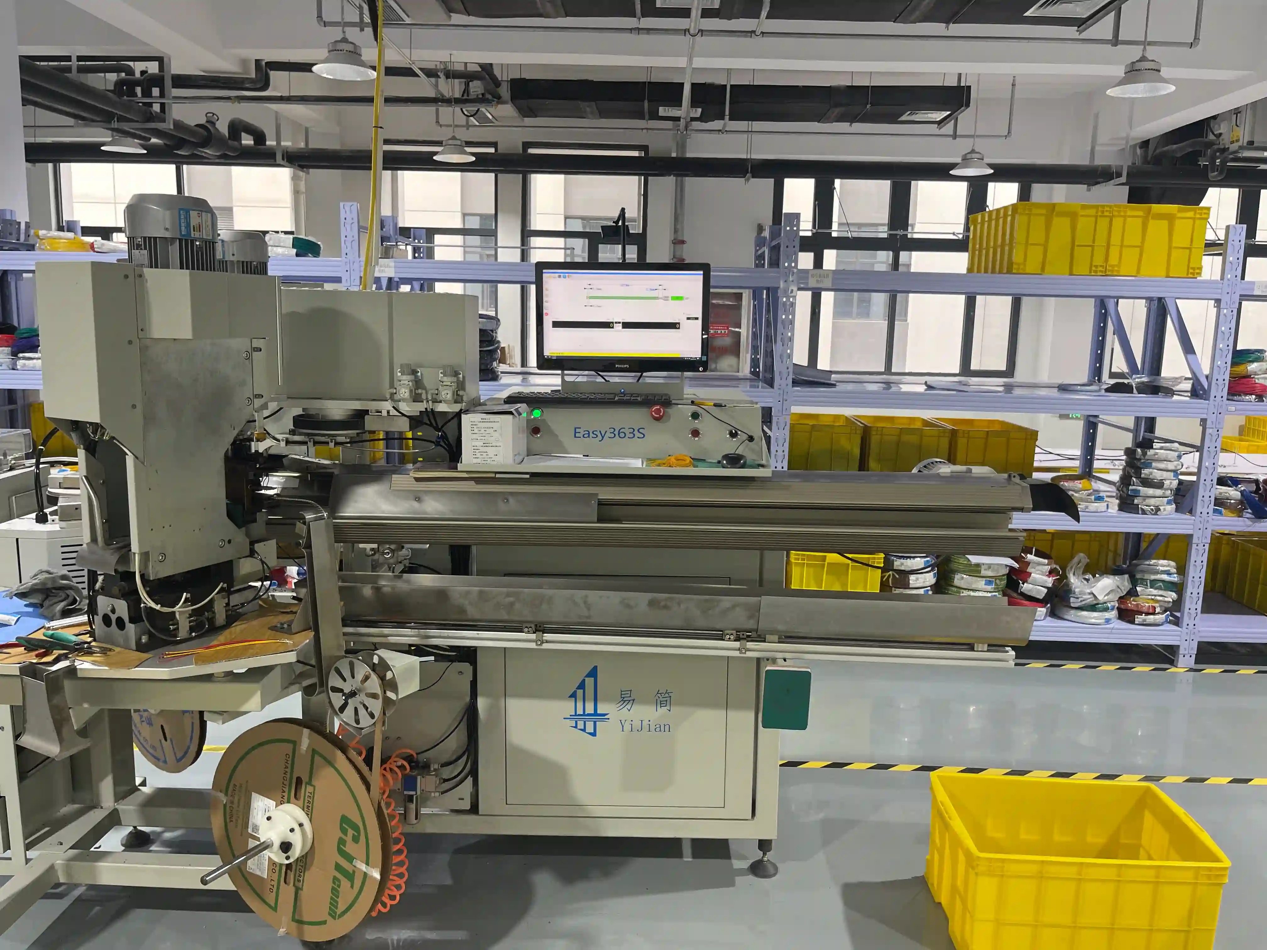 Máquina automática de corte y pelado de cables de alta precisión