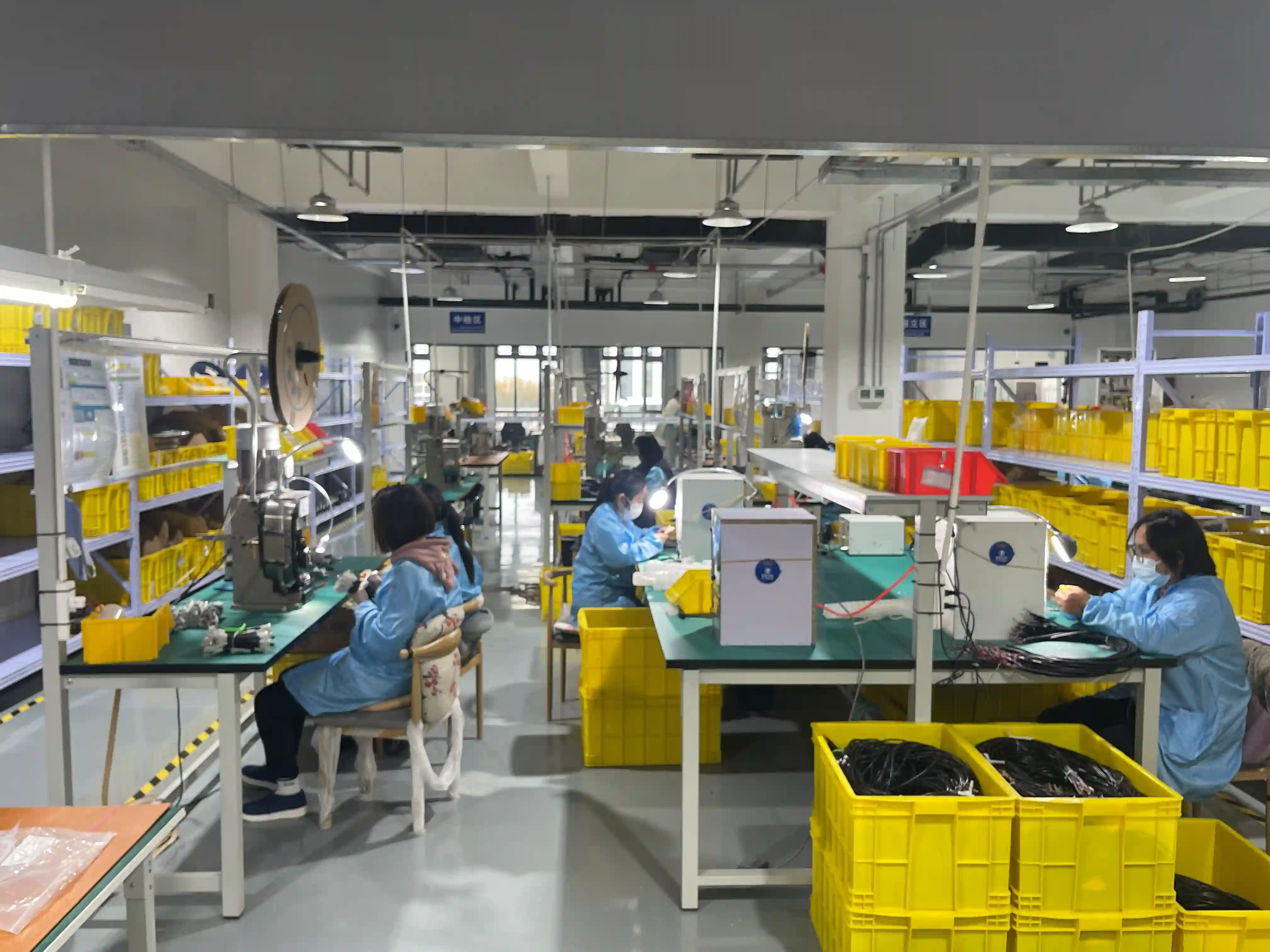 Fabricación de arneses marinos y cableado para embarcaciones en WIRINGO